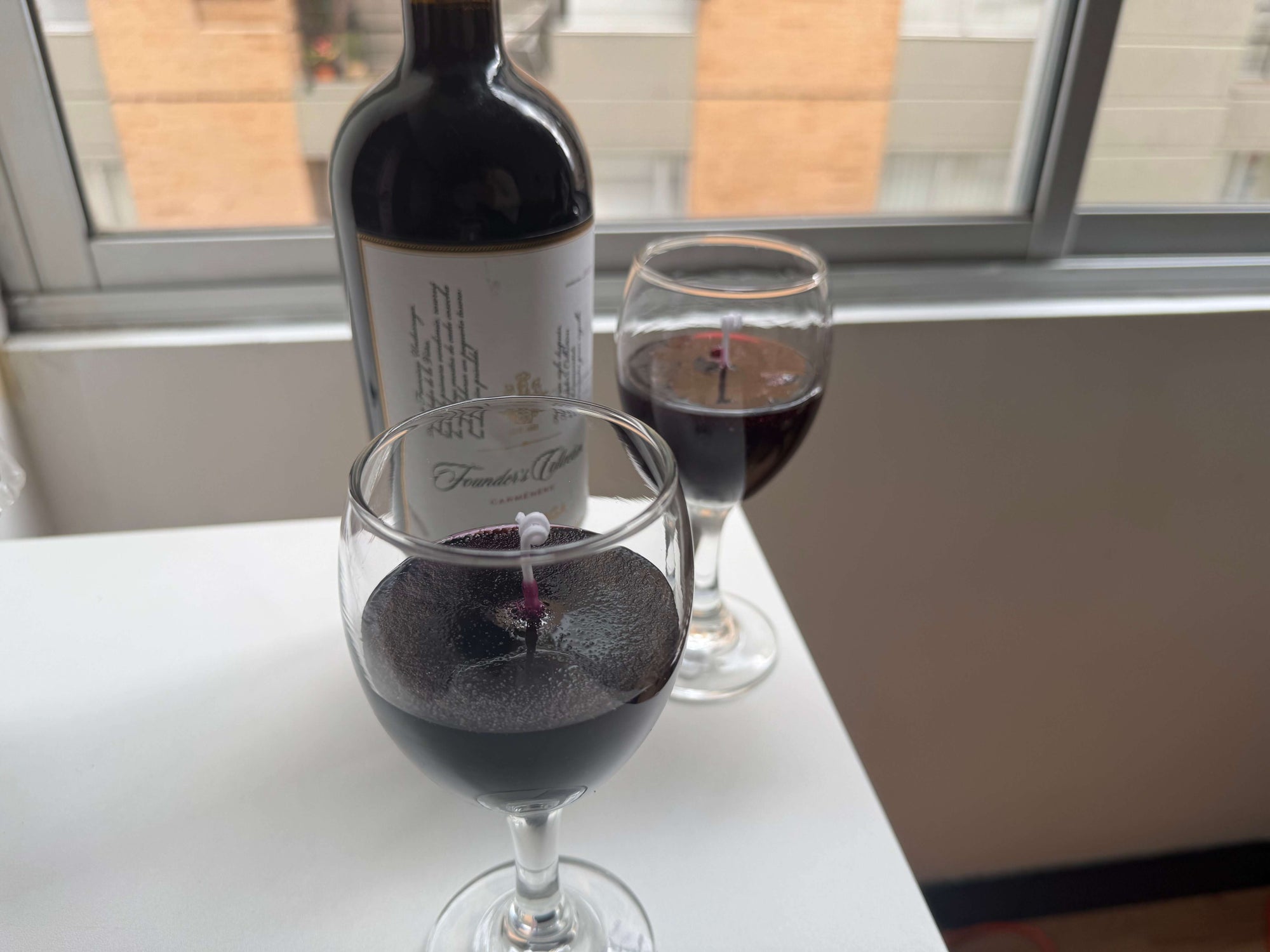 Sparkling red wine